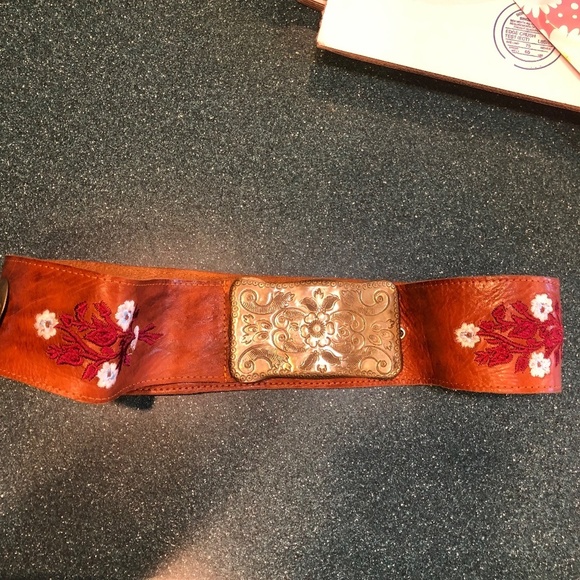 Women's Leather Belt Floral design - Picture 15 of 16